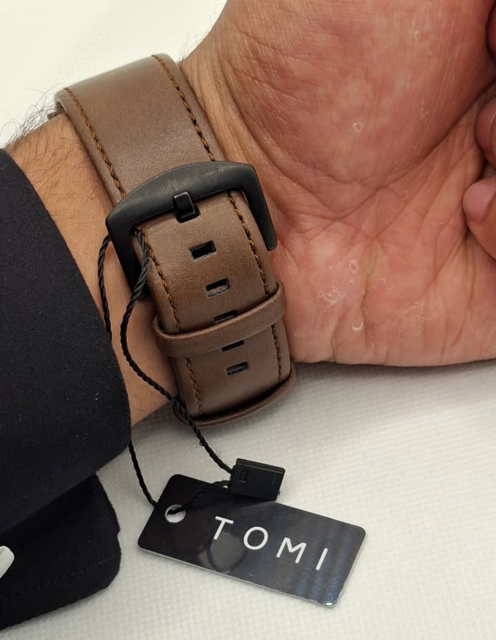 Tomi master copy Leather Strap Watch for Men