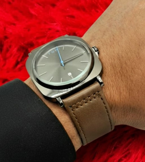 Tomi master copy Leather Strap Watch for Men